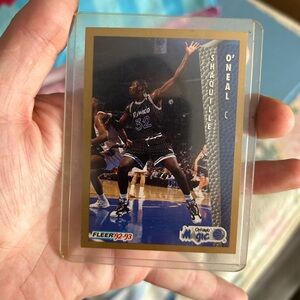 Shaquille oneal fleer 92-93 rare card excellent condition
